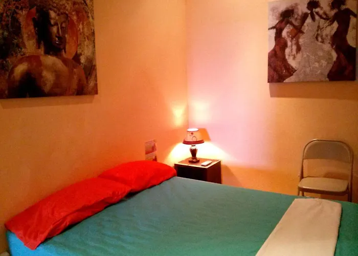 Sunset Hostal *
